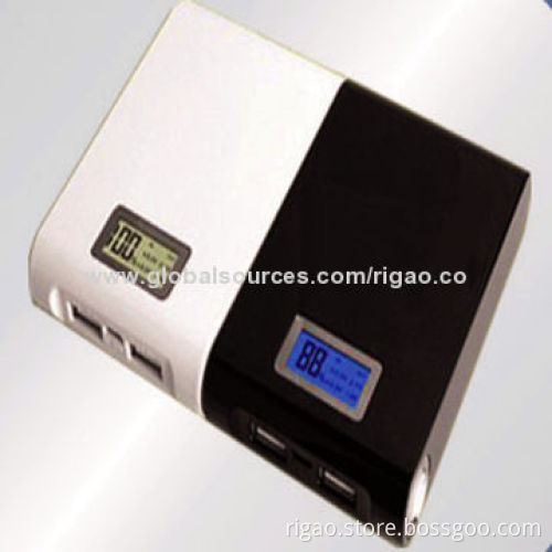High capacity 10,400mAh power bank with LED light